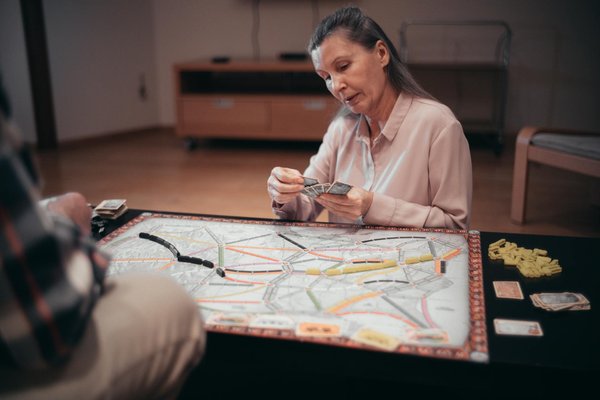 Comment choisir une croisière qui inclut des visites de plantations de thé en Inde?